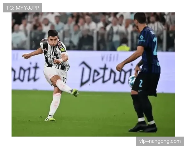 尤文边路进攻受阻，宽度不足暴露战术与人员配置短板